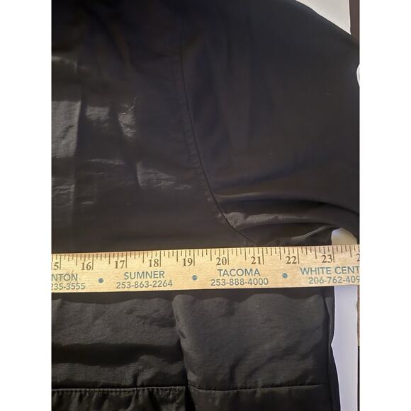 HUF Worldwide Anorak Jacket Mens M Black Flags Half Zip Skateboarder Streetwear - Picture 11 of 13